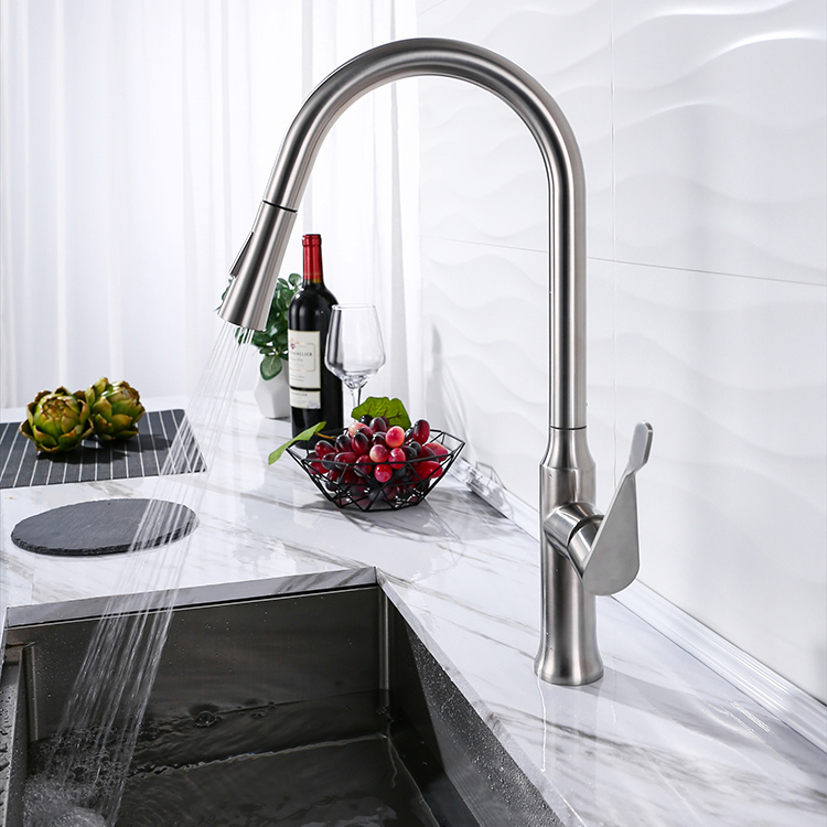 304 Stainless Steel Kitchen Water Tap Single Handle Brushed Surface Mixer Tap Pull Down Kitchen Faucet