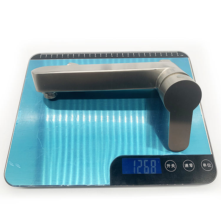 3 hole bathroom faucets