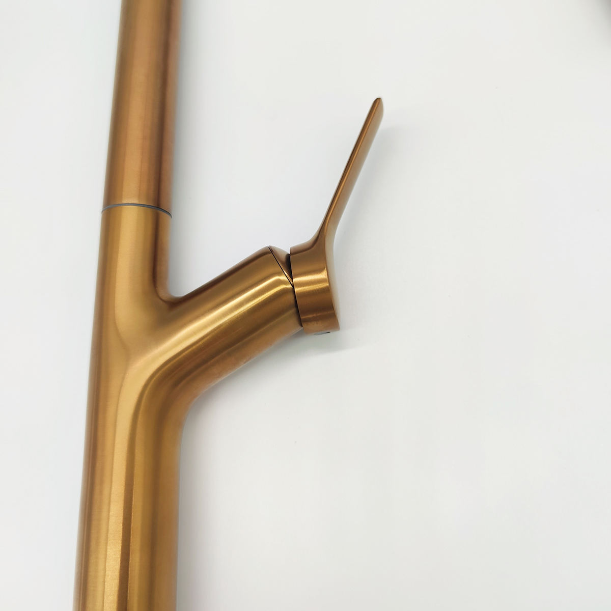 10 spout reach kitchen faucet