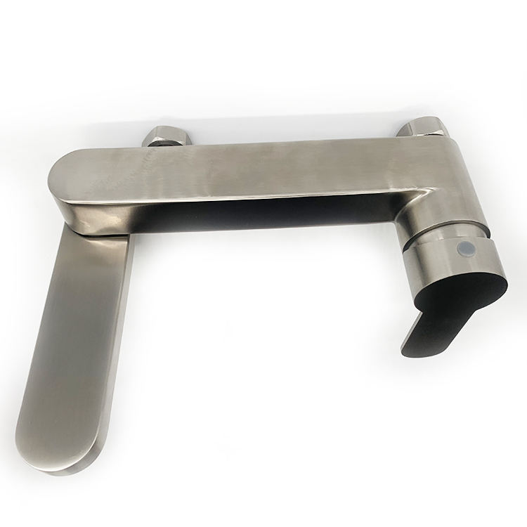 single handle bath faucet