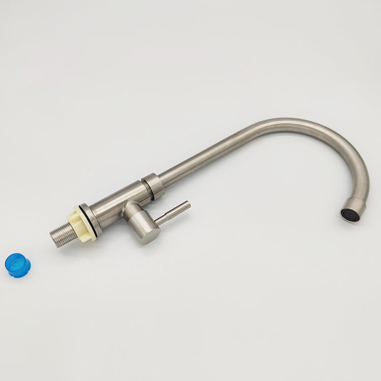 10 spout reach kitchen faucet