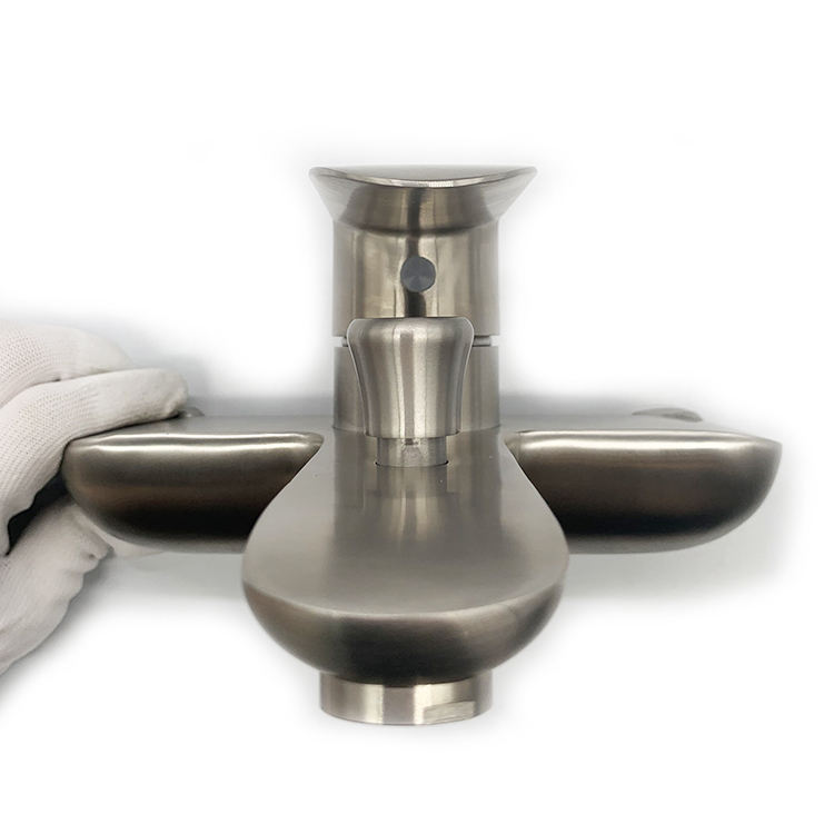 bathroom faucets and hardware