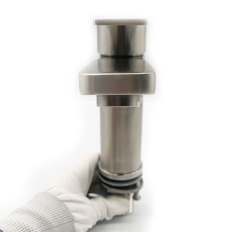 black and chrome bathroom faucets