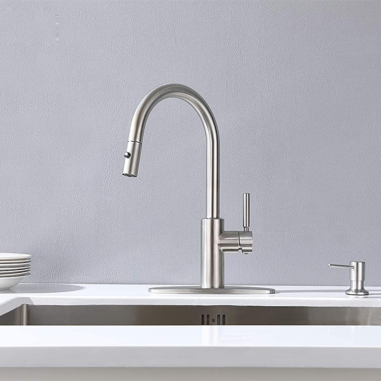 2021 Amazon Hot Selling SUS 304 Single Handle Hot And Cold Pull Down Kitchen Sink Faucet